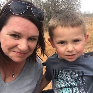 Meet your Posher, April